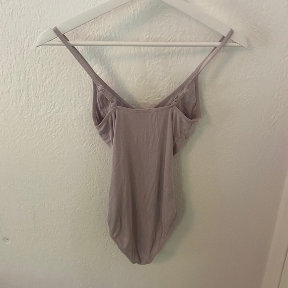 Aritzia Talula bodysuit - Picture 6 of 6